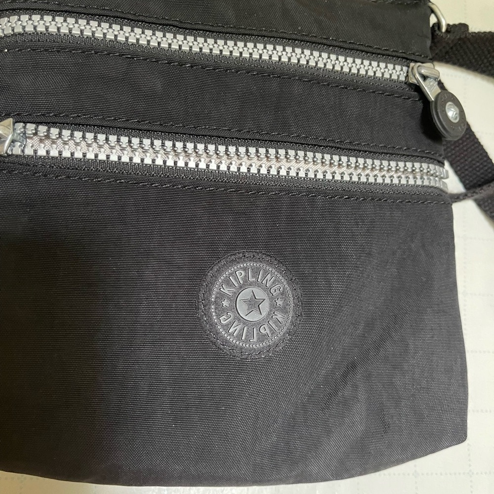 Bundle of 2 Kipling triple zip crossbody mini bags - Picture 11 of 16